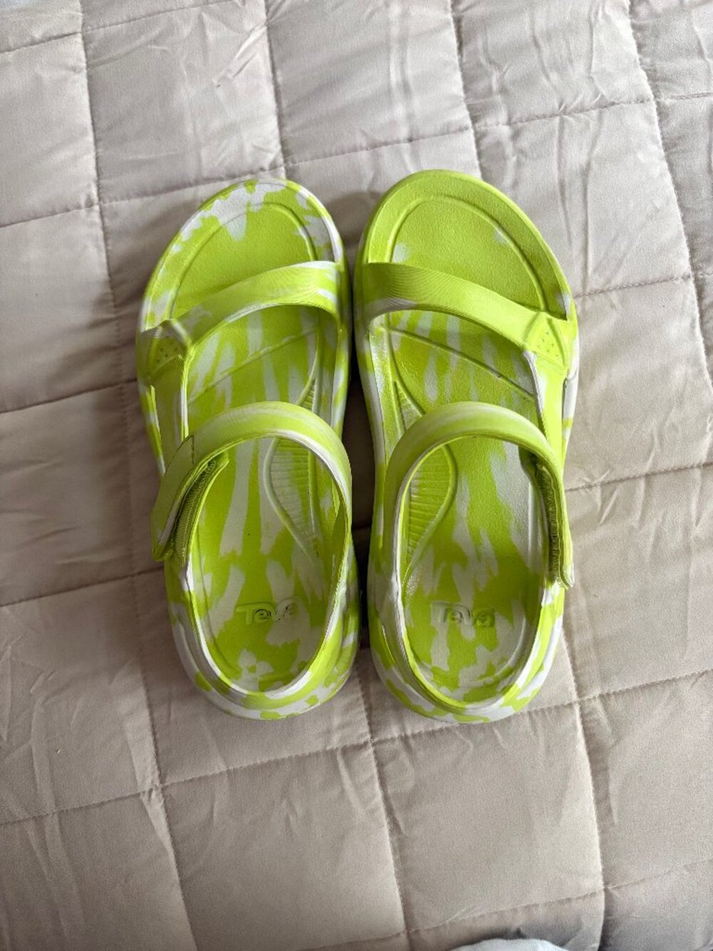 Teva Chartreuse White Marbled Water Sandals Womens Sz 8